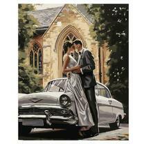 Романтичное прощание у дома